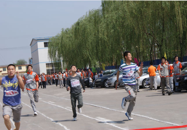 2012年五一职工运动会-尽显万通员工风采